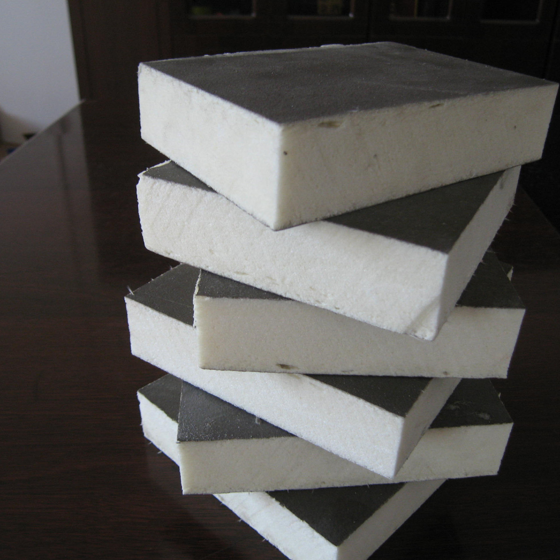 eps保溫板是什么,eps保溫板產(chǎn)品特點有哪些?